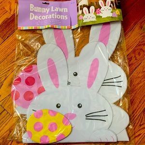 Easter lawn decorations/5 pieces total-3 Easter eggs and 2 Easter bunnies
